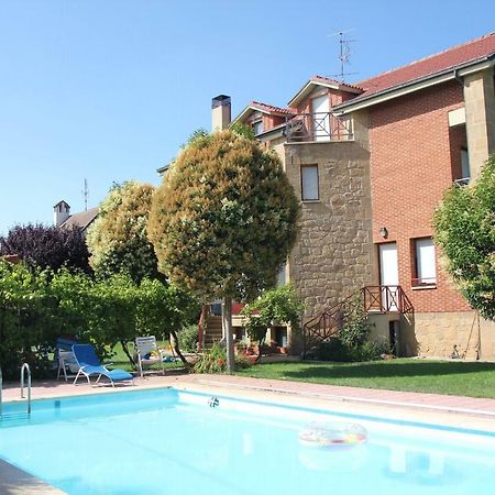 Preciosa Casa Independiente Con Piscina Cubierta Y Gran Jardin Privados Haro Extérieur photo