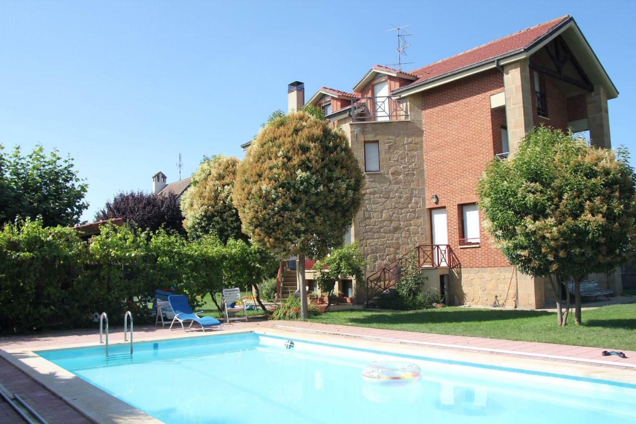 Preciosa Casa Independiente Con Piscina Cubierta Y Gran Jardin Privados Haro Extérieur photo