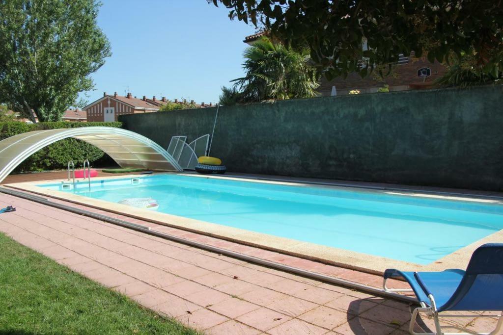Preciosa Casa Independiente Con Piscina Cubierta Y Gran Jardin Privados Haro Extérieur photo
